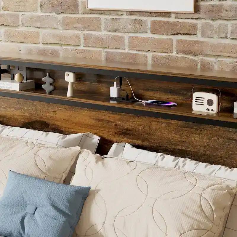 Lit plateforme Queen Size avec tête de lit de rangement, éclairage LED et port de charge