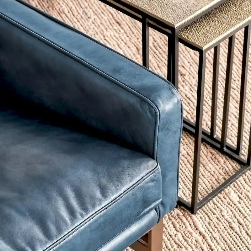 Fauteuil club en cuir, coussin d'assise amovible