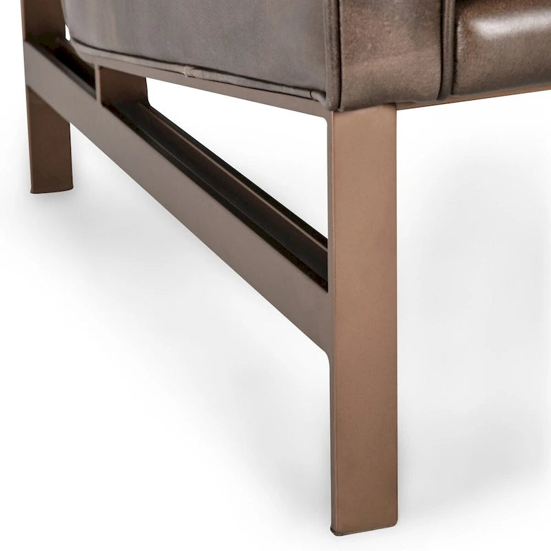 Fauteuil club en cuir, coussin d'assise amovible