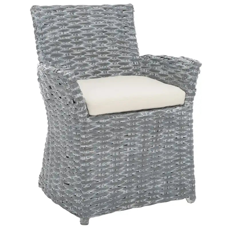 Fauteuil en osier gris délavé